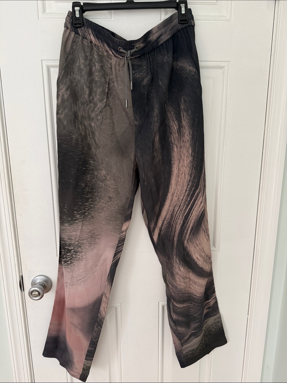 Simkhai Allister swirl pants NWT Size M 31” waist